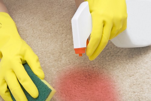 Move out cleaning for a Bayswater home before handover